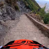 El descenso de Rémy Métailler en la Red Bull Devotos de Monserrate 2019