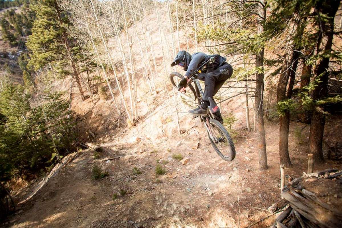 En TodoMountainBike: Commencal da la bienvenida a DJ Brandt