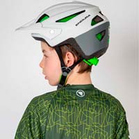 Endura lanza el MT500JR, el casco de Danny MacAskill en versión infantil