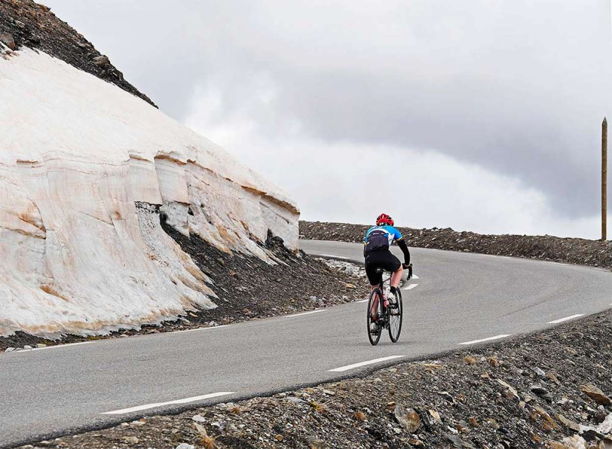 En TodoMountainBike: Entrenamiento en altura: ¿en qué consiste y qué beneficios tiene?