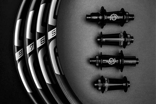 ENVE actualiza su gama de ruedas M Series con los bujes Hydra de Industry Nine