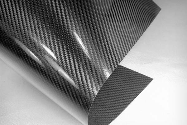 Lo que hay que saber sobre la fibra de carbono, el material de las bicis de competición