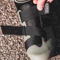 Fi'zi:k presenta las Terra Powestrap X4, unas zapatillas de alto rendimiento para ciclistas de Gravel