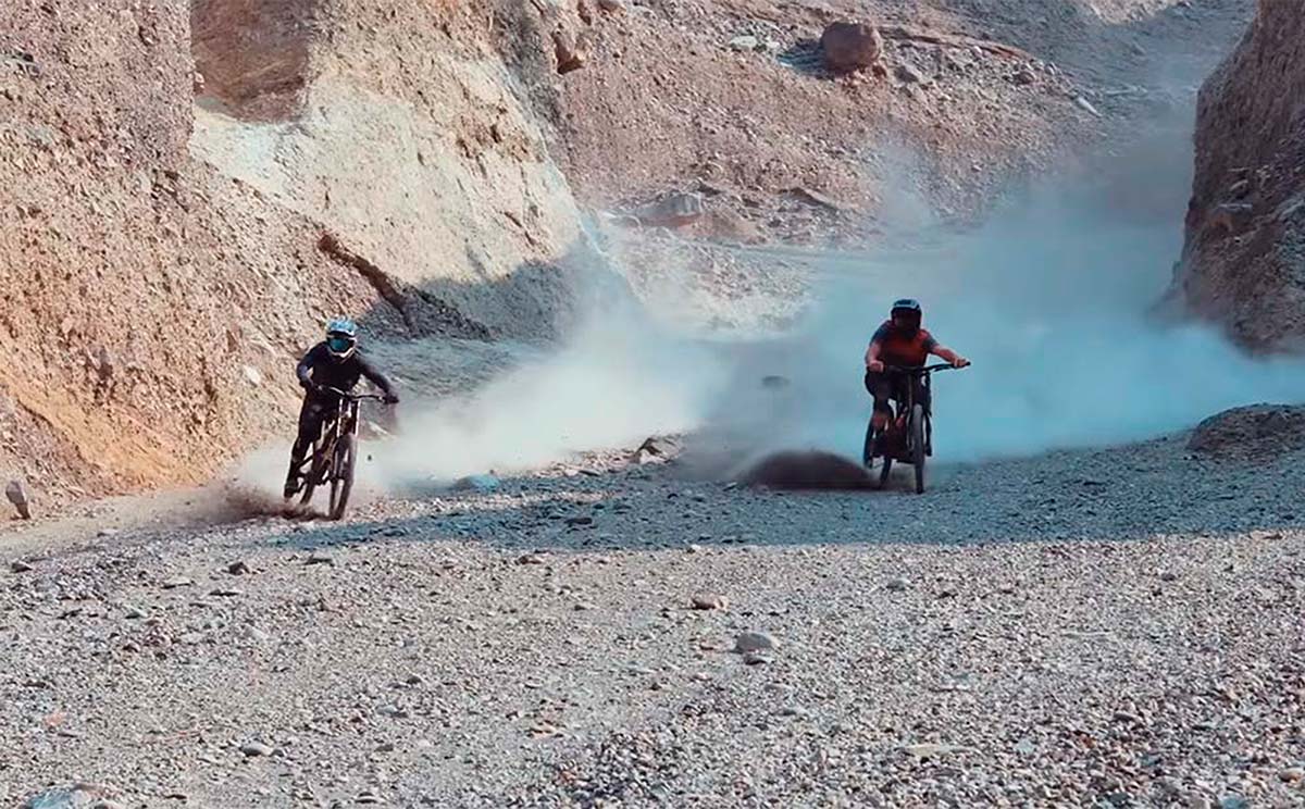 En TodoMountainBike: Freeride puro y duro en la Columbia Británica de Canadá con William Robert y Quinn Hanley