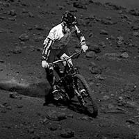 Mountain Bike a ritmo de Heavy Metal con Jérôme Clementz y la banda Gojira