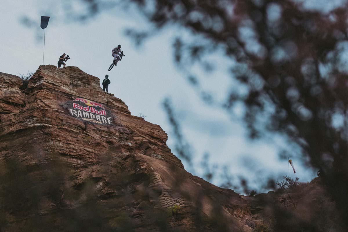 En TodoMountainBike: El Red Bull Rampage 2019 en veinticinco imágenes para el recuerdo