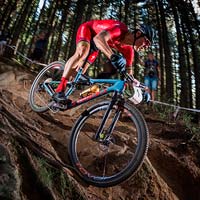 Jaroslav Kulhavý deja el Specialized Factory Racing para correr en un equipo propio
