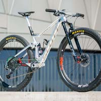 La Scott Spark RC 900 World Cup de Kate Courtney para la Copa del Mundo de Vallnord