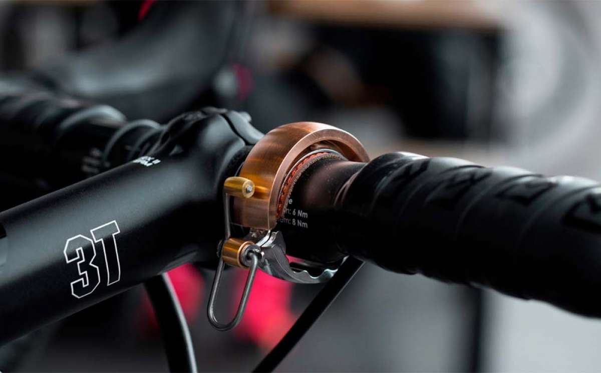 En TodoMountainBike: Knog OI Luxe, un exclusivo timbre que no estropea la apariencia de la bici