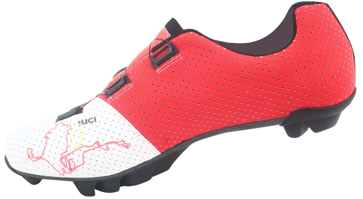En TodoMountainBike: Luck Cycling Shoes lanza sus zapatillas Invictus en edición limitada World Championship