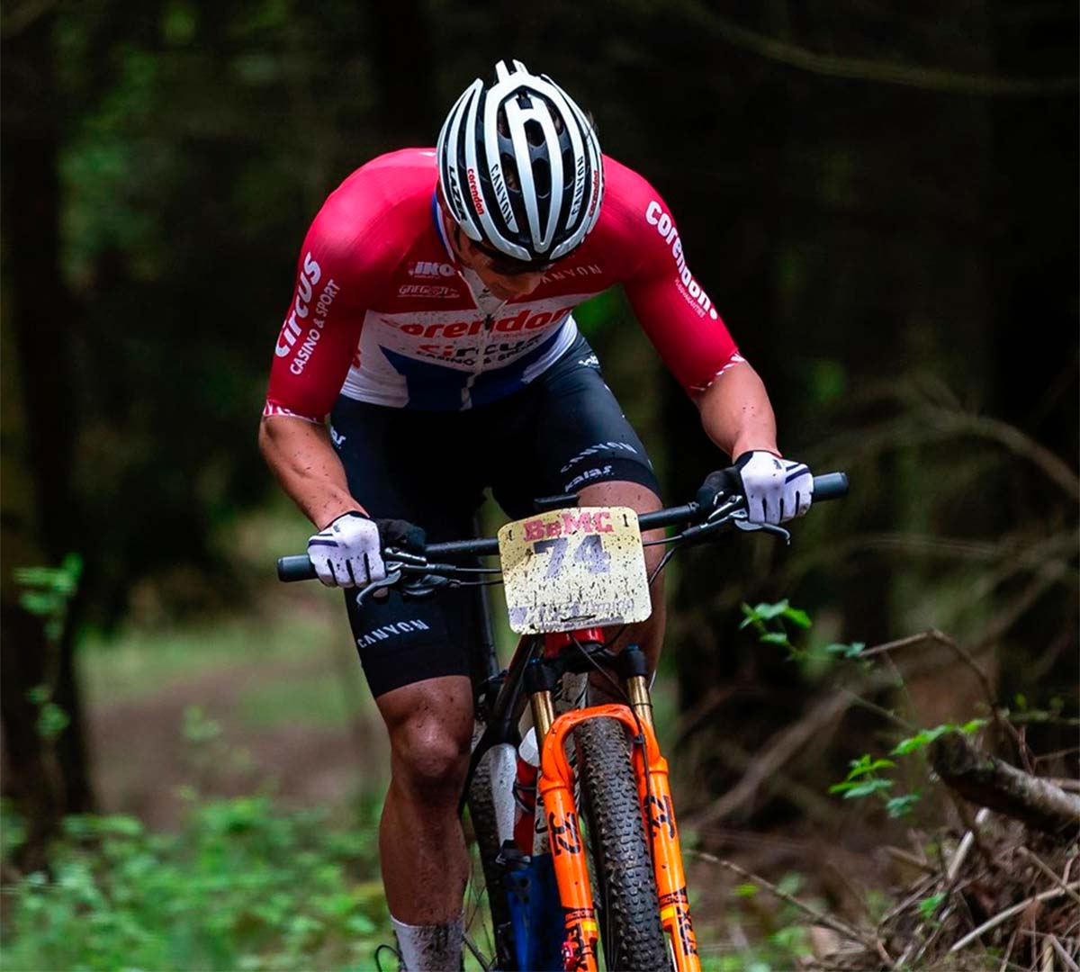 En TodoMountainBike: Mathieu van der Poel abre su temporada de MTB con una victoria en el prólogo de la Belgian Mountain Challenge 2019