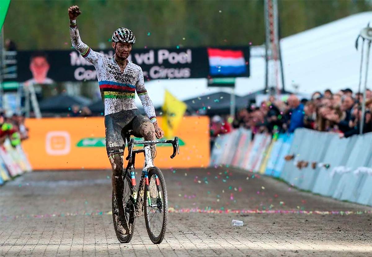 En TodoMountainBike: Van der Poel empieza su temporada de Ciclocross con una victoria en la cuarta ronda del Superprestige de Ruddervoorde