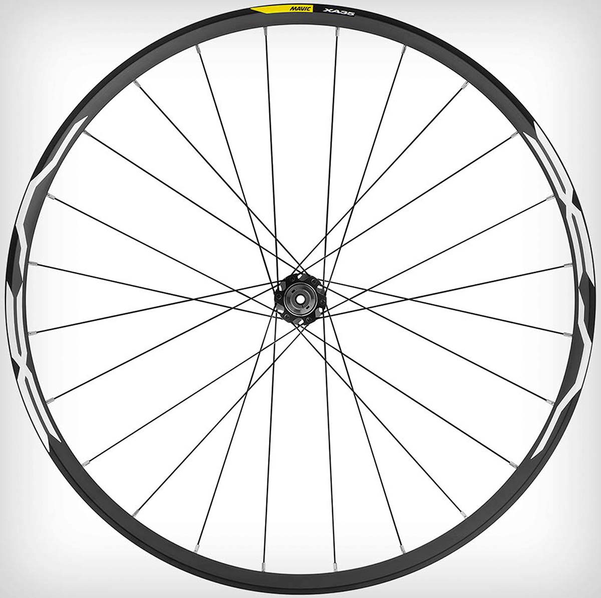En TodoMountainBike: Mavic XA 35, un económico juego de ruedas de perfil ancho para bicis de XC/Trail