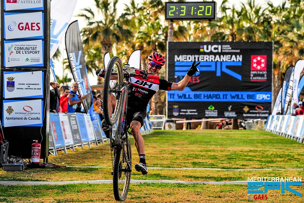 En TodoMountainBike: Mediterranean Epic by GAES 2019: Carlos Coloma y Rebecca McConnell dominan la primera etapa