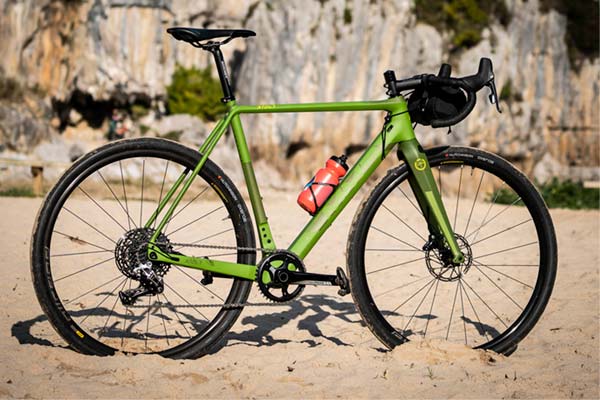 MMR presenta la X-Tour, una bici de Gravel con cuadro de carbono diseñada para la aventura