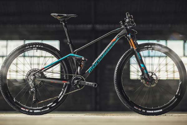La Mondraker F-Podium llega a las tiendas: características, montajes y precios