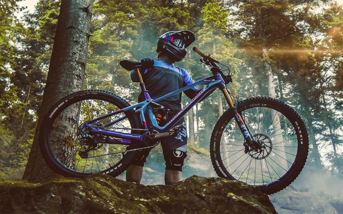 En TodoMountainBike: Mondraker lleva las bicis de Enduro a un nuevo nivel con la SuperFoxy Carbon de 2020