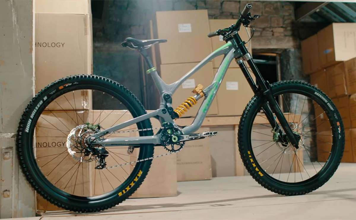 En TodoMountainBike: El montaje de la Nukeproof Dissent de Adam Brayton