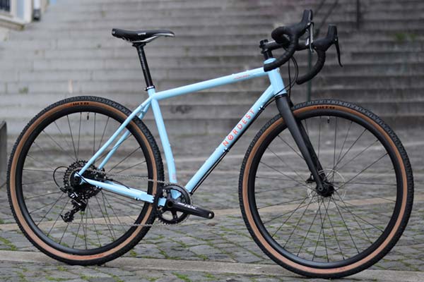Nordest Cycles presenta la Albarda CrMo, la versión con cuadro de acero de su bici de Gravel