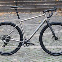 Nordest Albarda Ti, una bici de gravel con cuadro de titanio para viajar hasta el fin del mundo
