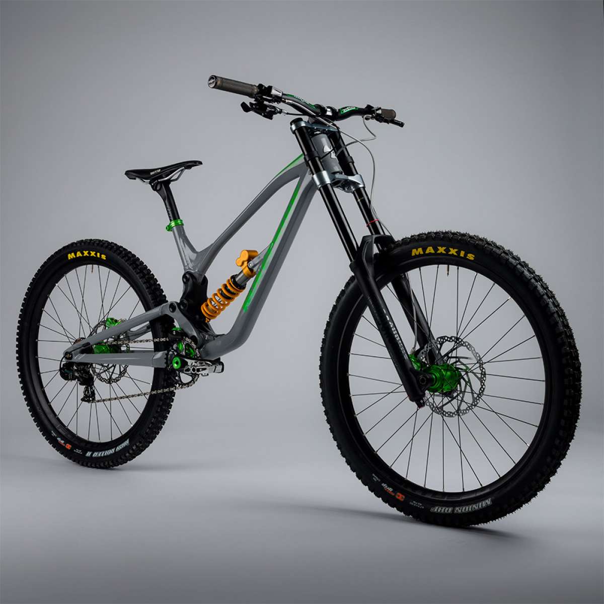 En TodoMountainBike: Nukeproof Dissent, la bici de DH de Adam Brayton que pronto llegará a las tiendas