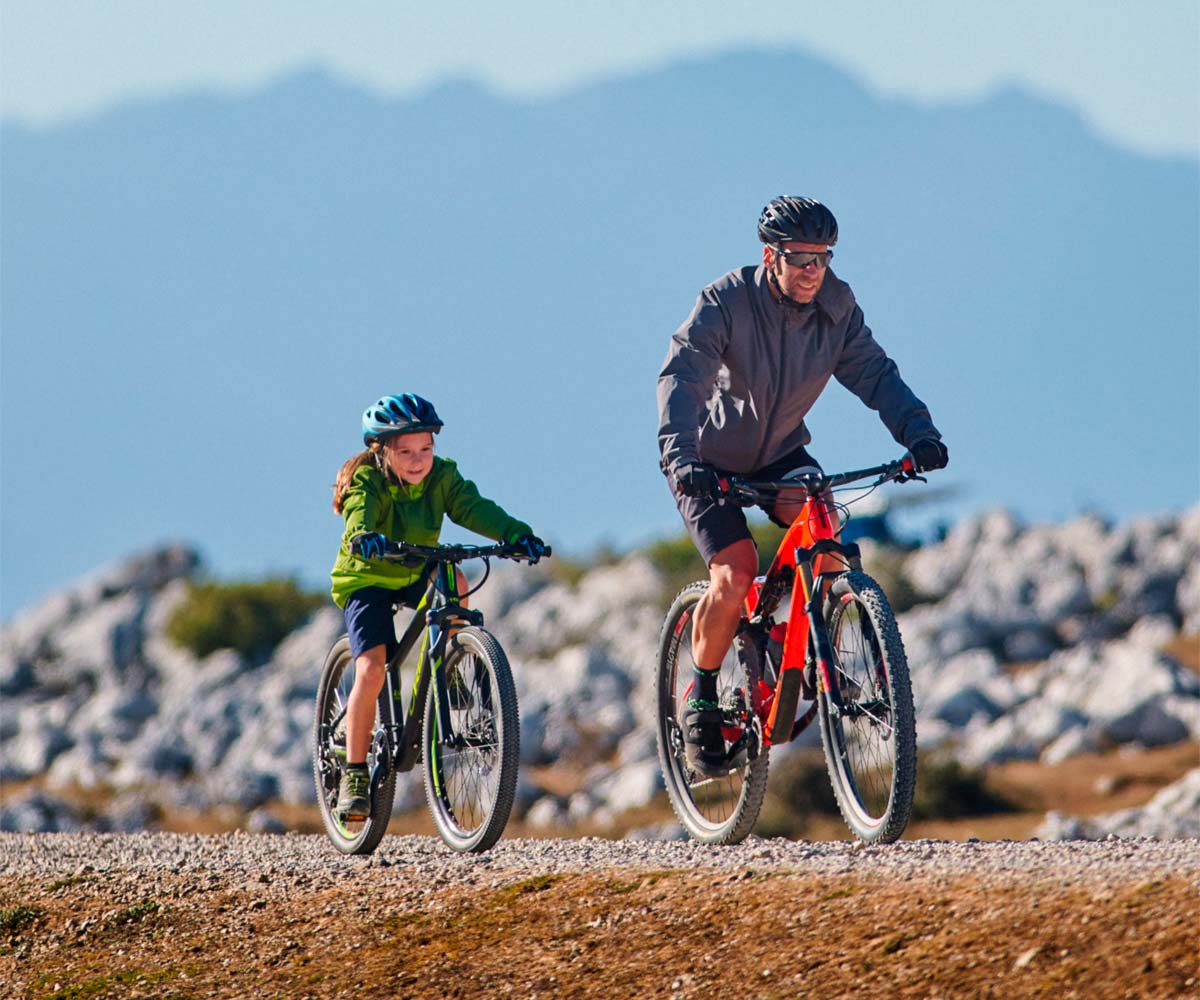 En TodoMountainBike: Orbea eMX24, una e-MTB infantil que hará sudar a los papás y mamás