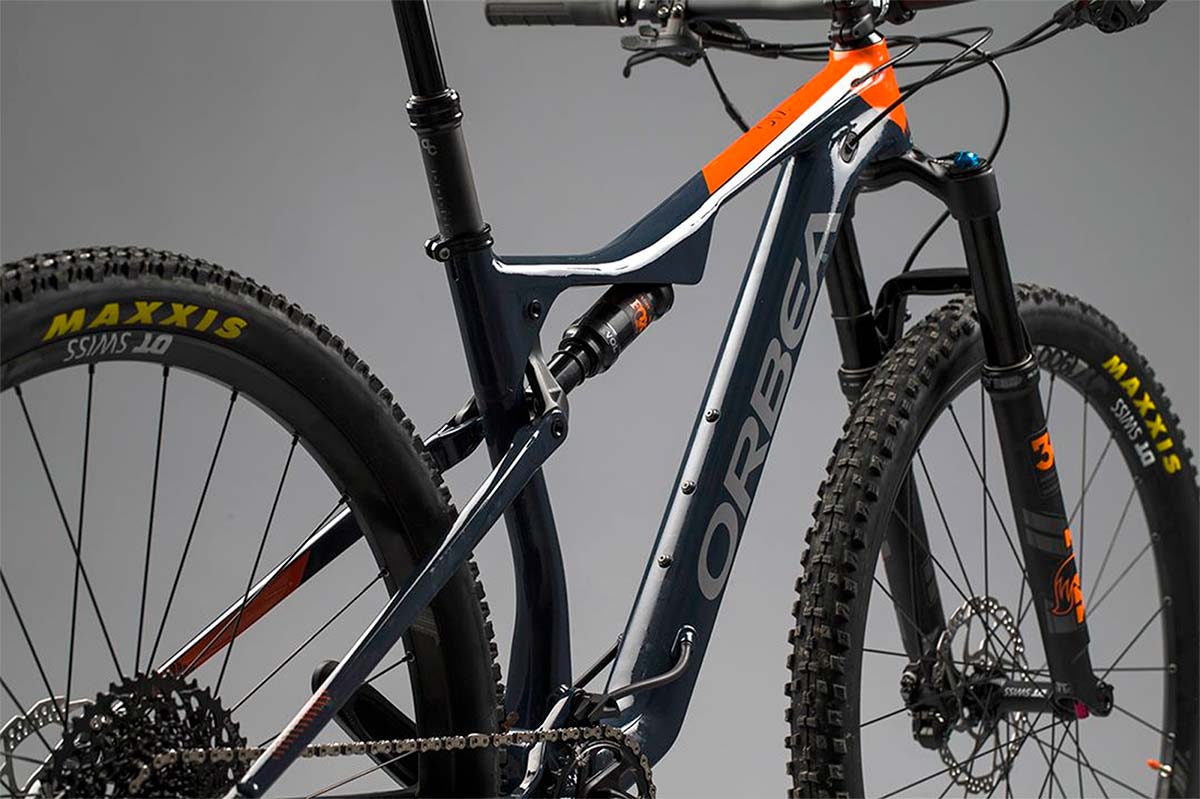 En TodoMountainBike: La Orbea Oiz de 2020 estrena cuadro de aluminio con soldaduras pulidas y bieleta a juego