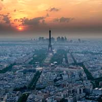 París apuesta por las bicicletas eléctricas con ayudas de hasta 400 euros y anuncia 1.000 km más de carril bici