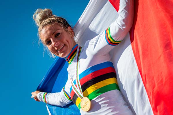 Pauline Ferrand-Prévot: "He decidido participar en el Campeonato del Mundo de XCM"
