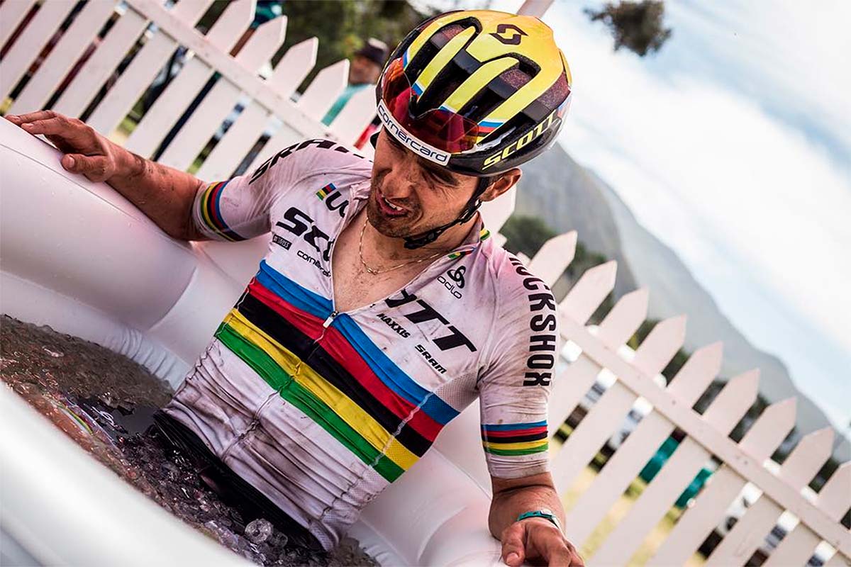 Los peligros del calor para el ciclista: todo lo que hay que saber