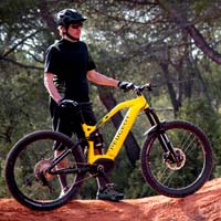 Peugeot anuncia la eM01 FS PowerTube, una e-MTB con ruedas de 29", motor Bosch y batería de alta capacidad
