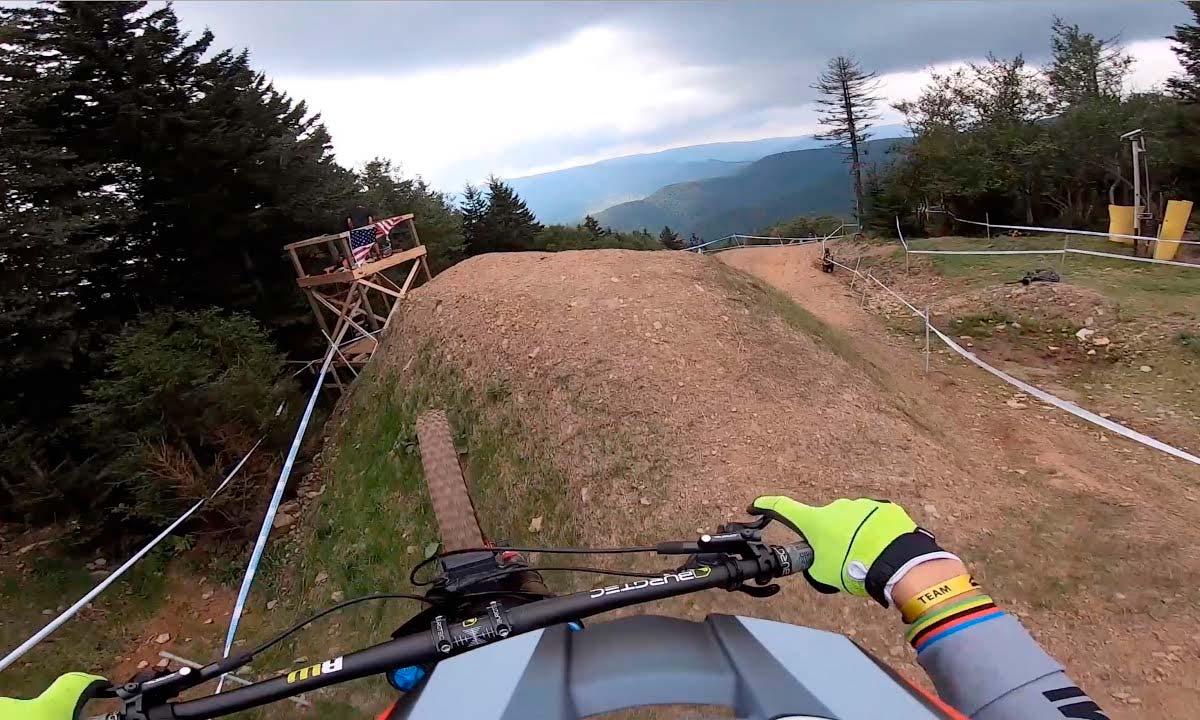 Copa del Mundo de Descenso 2019: reconocimiento del trazado de Snowshoe con Greg Minnaar, Gee Atherton y Rémi Thirion