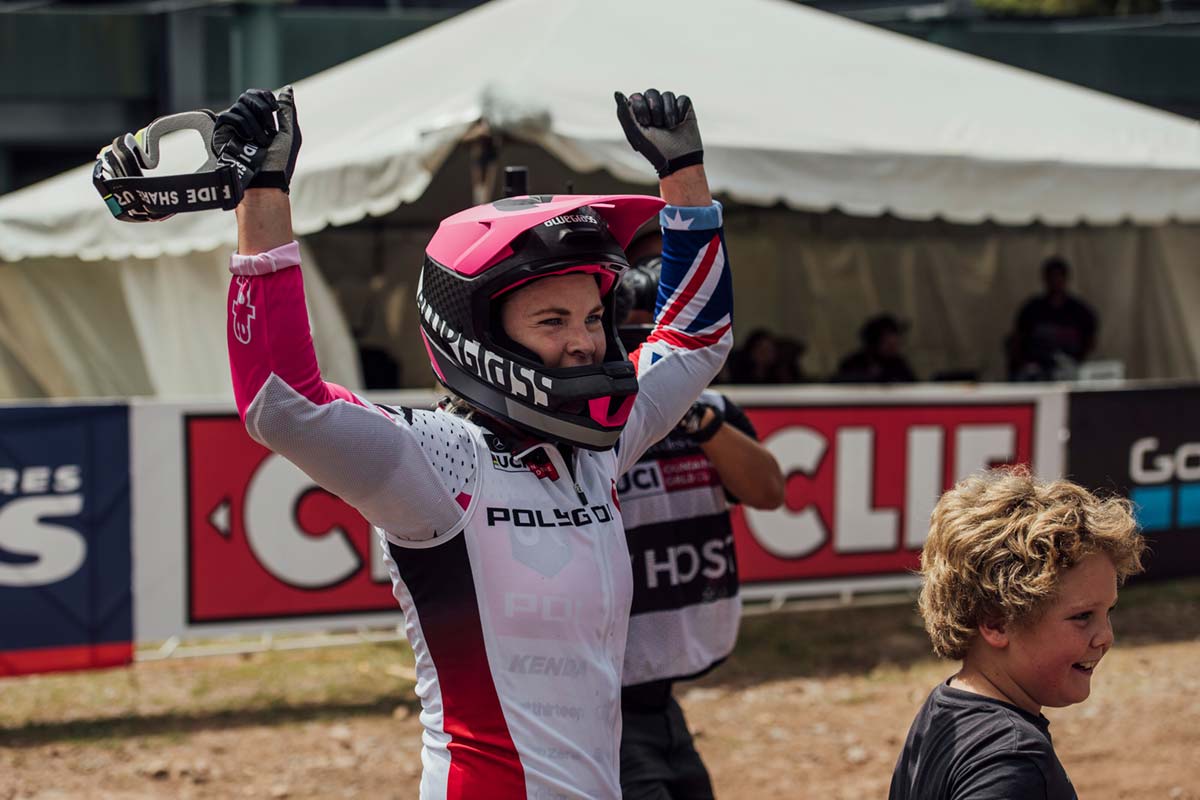 En TodoMountainBike: Loïc Bruni y Tracey Hannah se proclaman campeones de la Copa del Mundo de Descenso