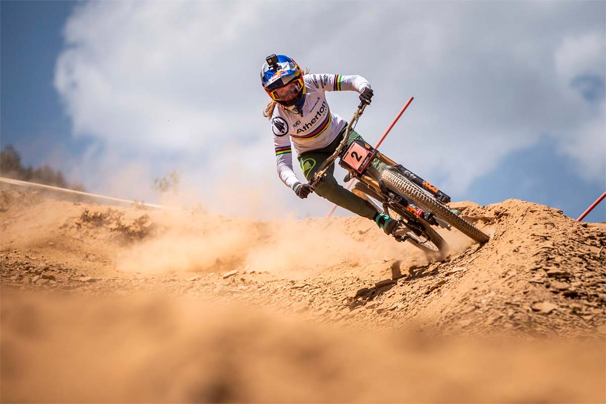 En TodoMountainBike: Copa del Mundo de Descenso 2019: Loïc Bruni y Rachel Atherton ganan en Vallnord