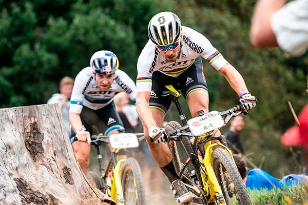 Absa Cape Epic 2019: Schurter-Förster y Langvad-Van der Breggen ganan la etapa prólogo