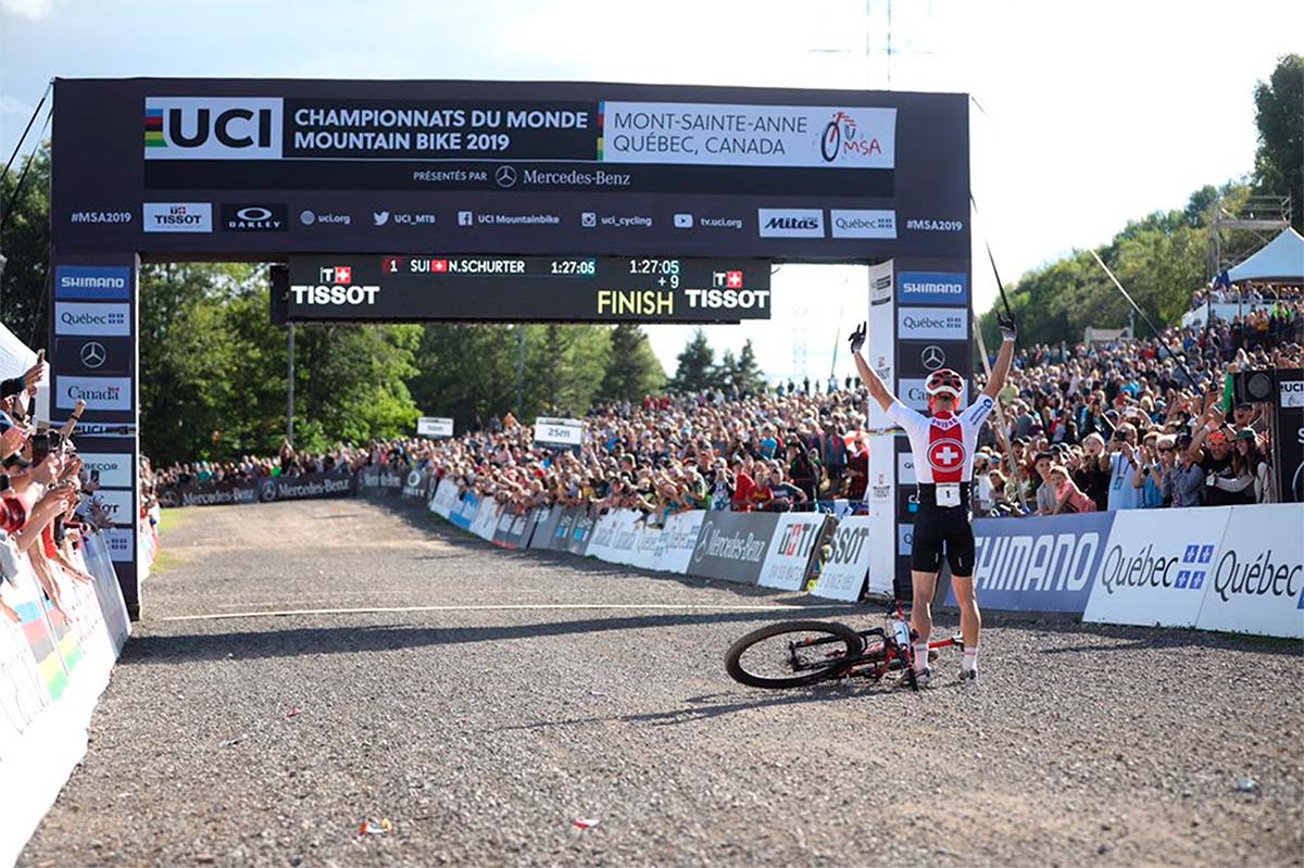 En TodoMountainBike: Nino Schurter gana en Mont-Saint-Anne su quinto título consecutivo de campeón del mundo de XCO