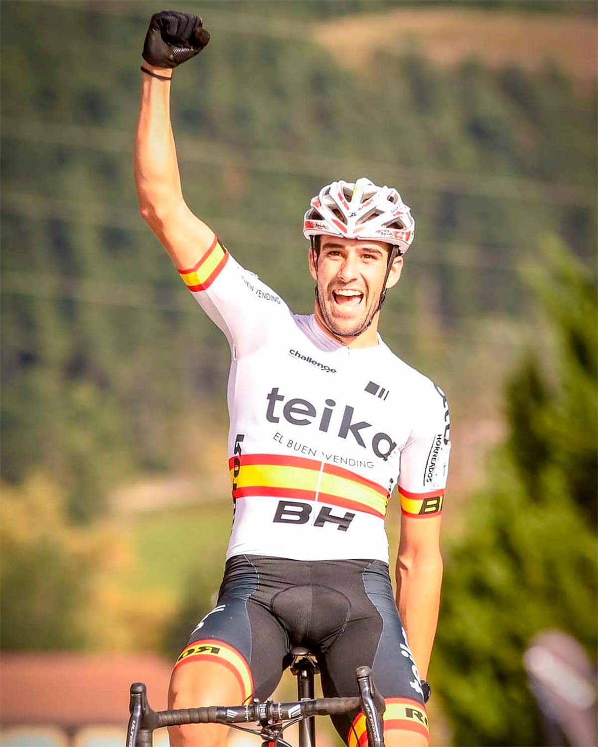 En TodoMountainBike: La Copa de España de Ciclocross arranca con Felipe Orts y Lucía González ganando en Llodio y Elorrio