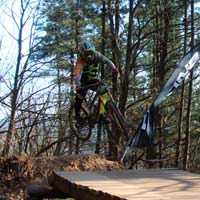 Open de España de Descenso 2019: Iraitz Etxebarría y Telma Torregrosa dominan la Tuña Gravity DH Race