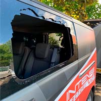 Le roban la bicicleta de competición a Aaron Gwin y hay una recompensa para quien la devuelva