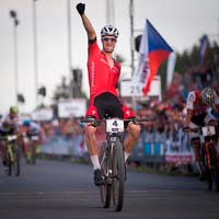 Sam Gaze regresa a la Copa del Mundo de XCO y anuncia que correrá en Nove Mesto