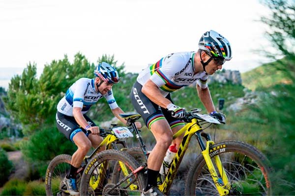 Absa Cape Epic 2019: la quinta etapa con Nino Schurter y Lars Förster del SCOTT-SRAM MTB Racing Team