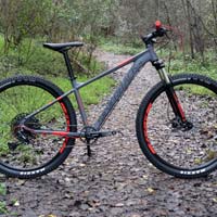 Silverback Stride SX, una MTB de iniciación con grupo SRAM SX Eagle de 12 velocidades