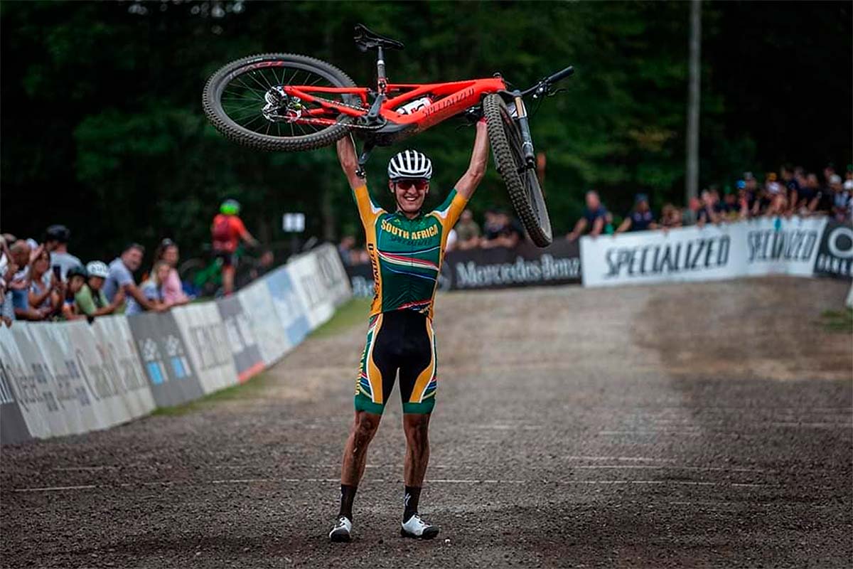 En TodoMountainBike: La Specialized S-Works Turbo Levo de Alan Hatherly, el primer campeón del mundo de e-MTB Cross Country