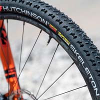SportMed asume la distribución de los neumáticos Hutchinson en España