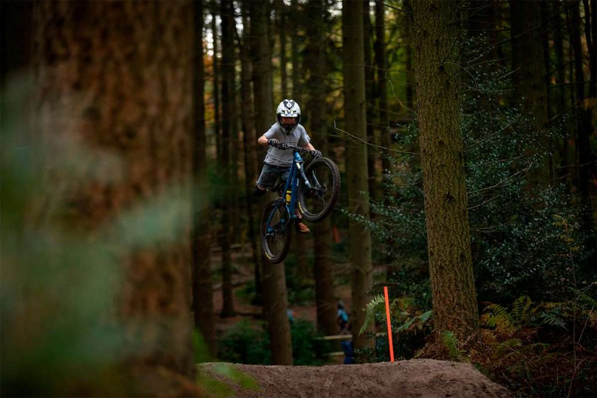 En TodoMountainBike: El talento de Harry Schofield, un portento de la bici con solo 8 años de edad