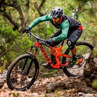Rodando con la Scott Ransom de 2019 por los senderos de Finale Ligure