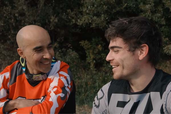 Tomi Misser entrevista al campeón del mundo Loïc Bruni, su nuevo vecino