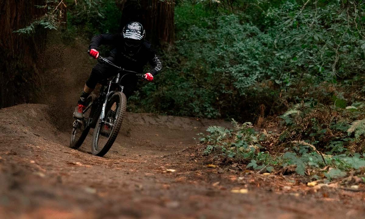 En TodoMountainBike: La Trek Remedy de 2020 en acción con Ryan 'R-Dog' Howard