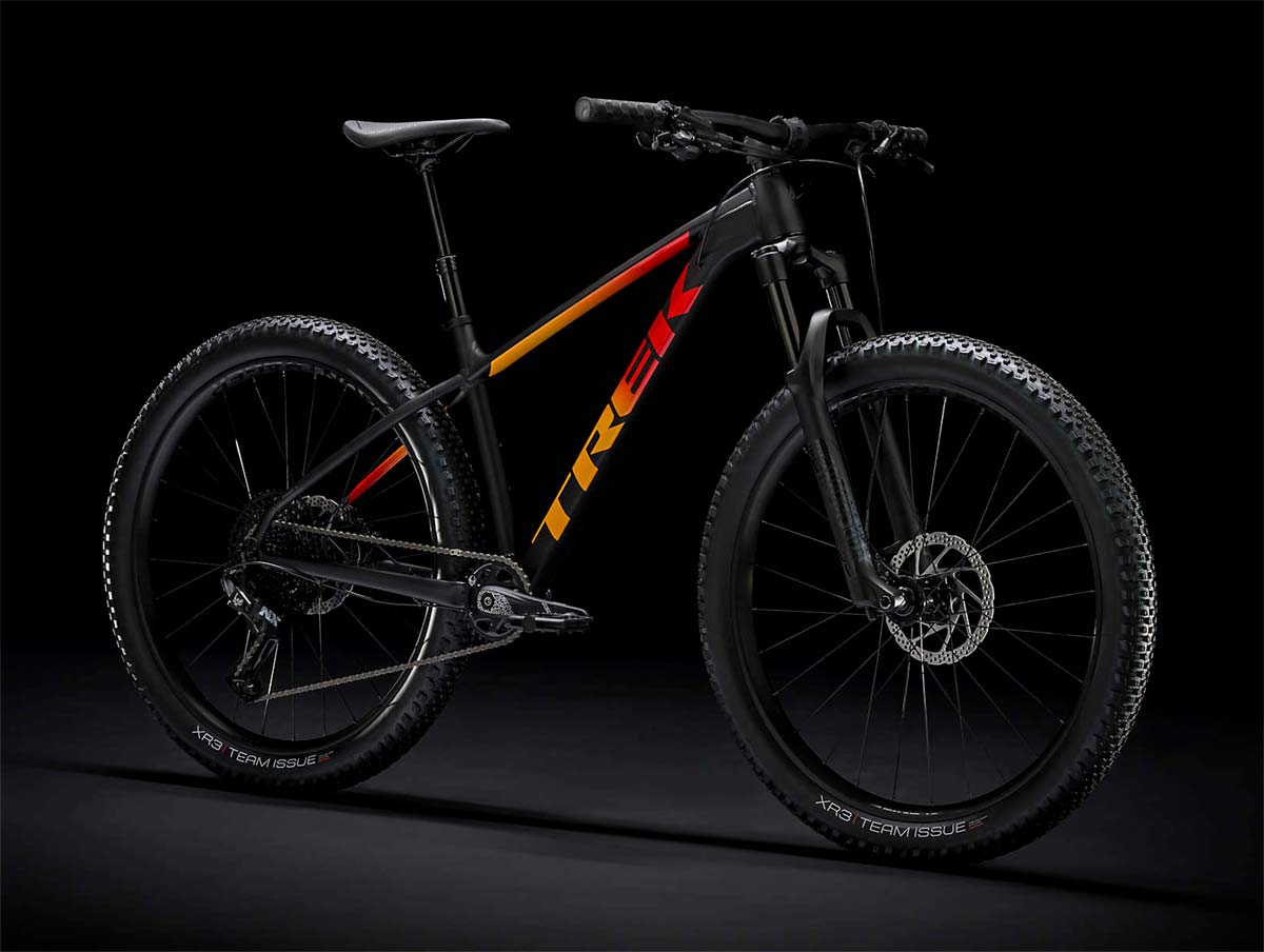 En TodoMountainBike: Trek Roscoe de 2020, una MTB de ruedas gordas para iniciarse en los senderos con un plus de seguridad