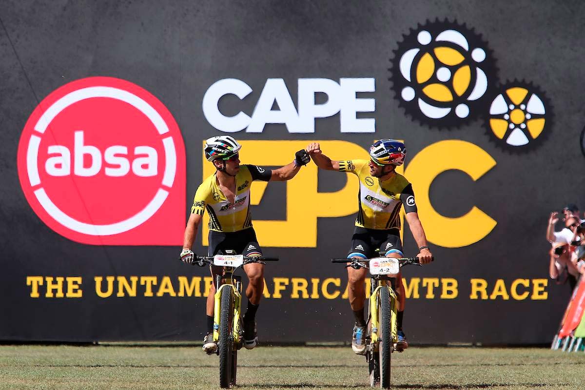 En TodoMountainBike: Absa Cape Epic 2019: 8 días de competición en 8 minutos de vídeo